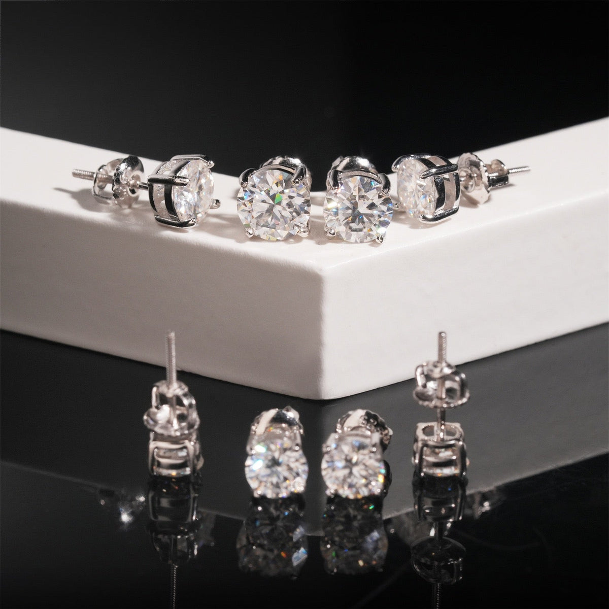 Round Cut VVS Moissanite Stud Earrings – 925 Sterling Silver