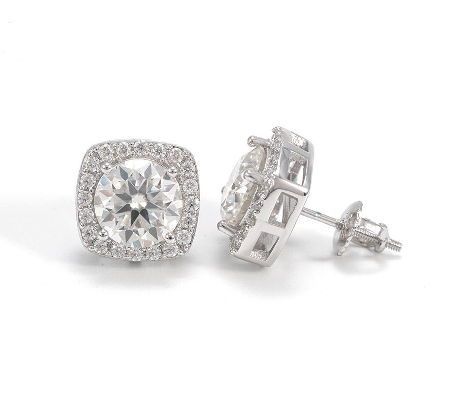 VVS1 D Color Moissanite Halo Stud Earrings - Screw Back