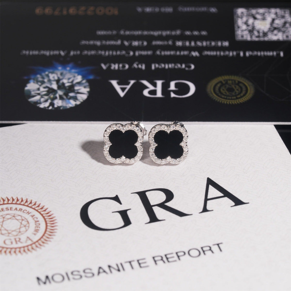 S925 Moissanite Clover Stud Earrings - Screw Back