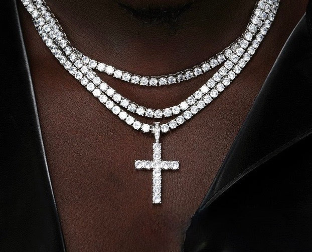 Men's Moissanite Cross Pendant – 925 Sterling Silver