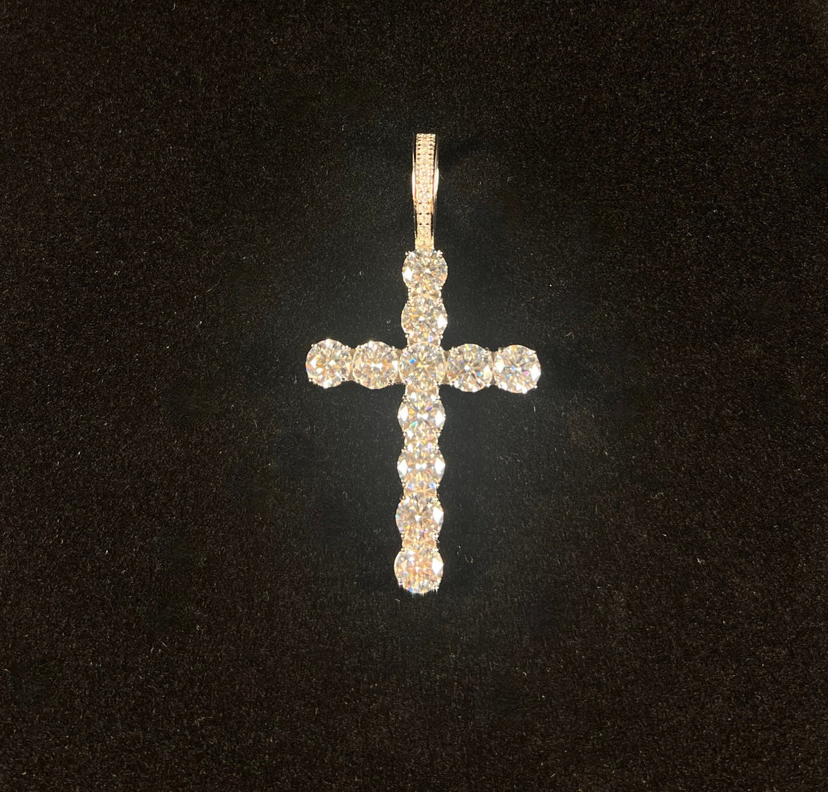 Men's Moissanite Cross Pendant – 925 Sterling Silver