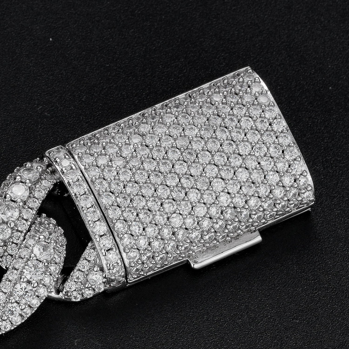 12–18mm Iced Bubble Cuban Link Bracelet
